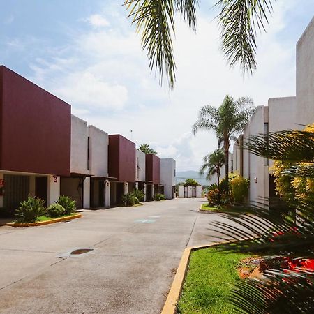 Auto Hotel Las Maravillas Santa Cruz Xoxocotlán Esterno foto