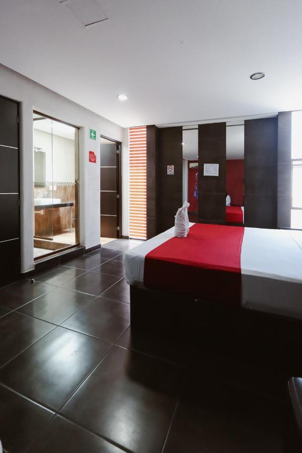 Auto Hotel Las Maravillas Santa Cruz Xoxocotlán Esterno foto