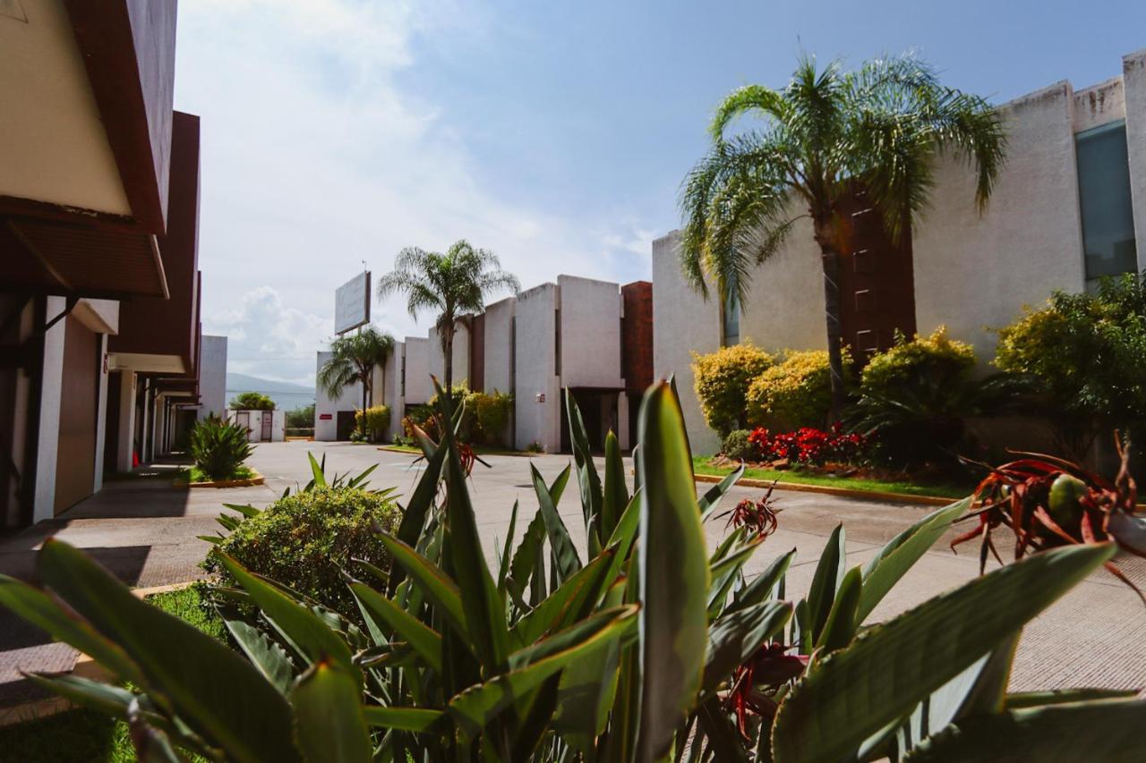 Auto Hotel Las Maravillas Santa Cruz Xoxocotlán Esterno foto